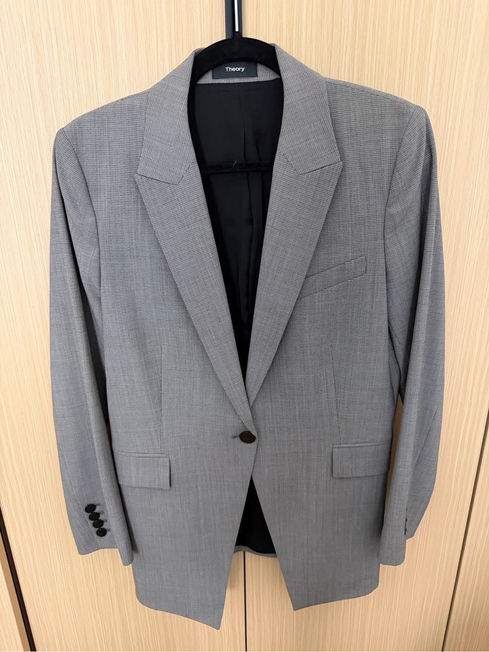 Theory Light Gray Single-Button Notch Lapel Blazer